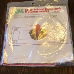 Columbia-Minerva Christmas Table Linen Cross Stitch Kit